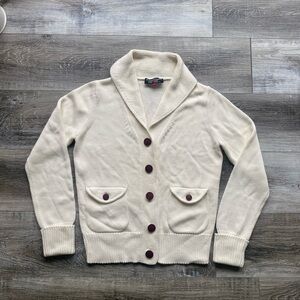 EDWARD CHAPMAN Cream Women's Cardigan with Button Accents Vancouver